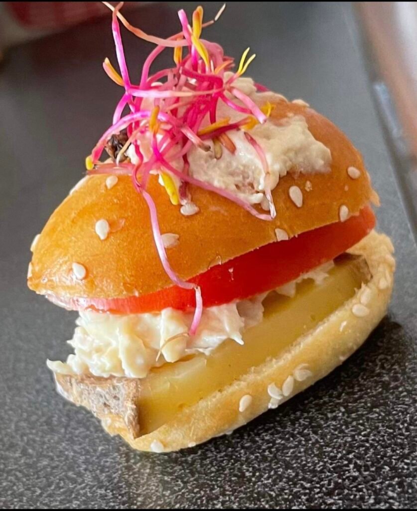 piece a cocktail food truck traiteur l&c traiteur la cuisine vagabonde rhone-alpes